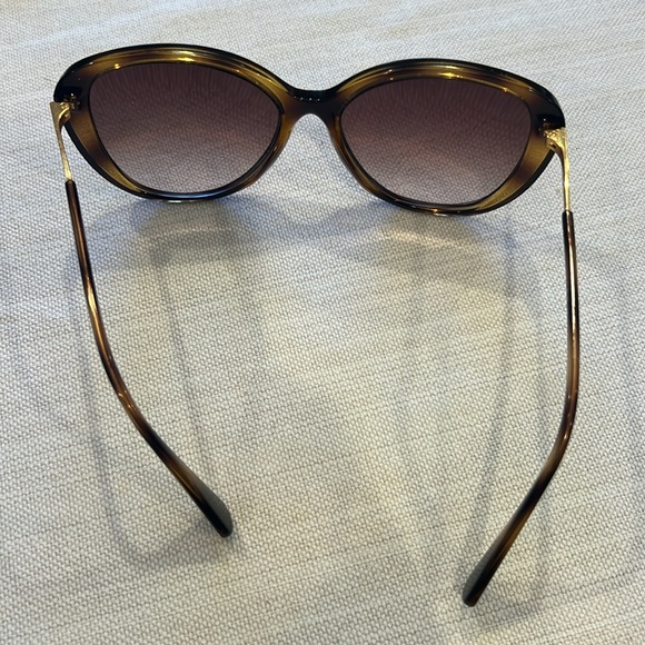 Ralph Lauren Sunglasses - Picture 6 of 10
